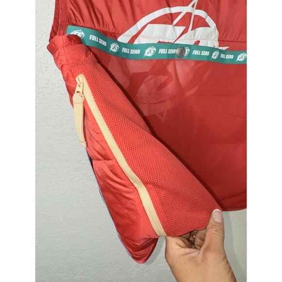 NELK BOYS VEST FULL SEND REVERSIBLE TECHNICAL POUCH POCKET COLOR BLOCK Medium E - Picture 5 of 6